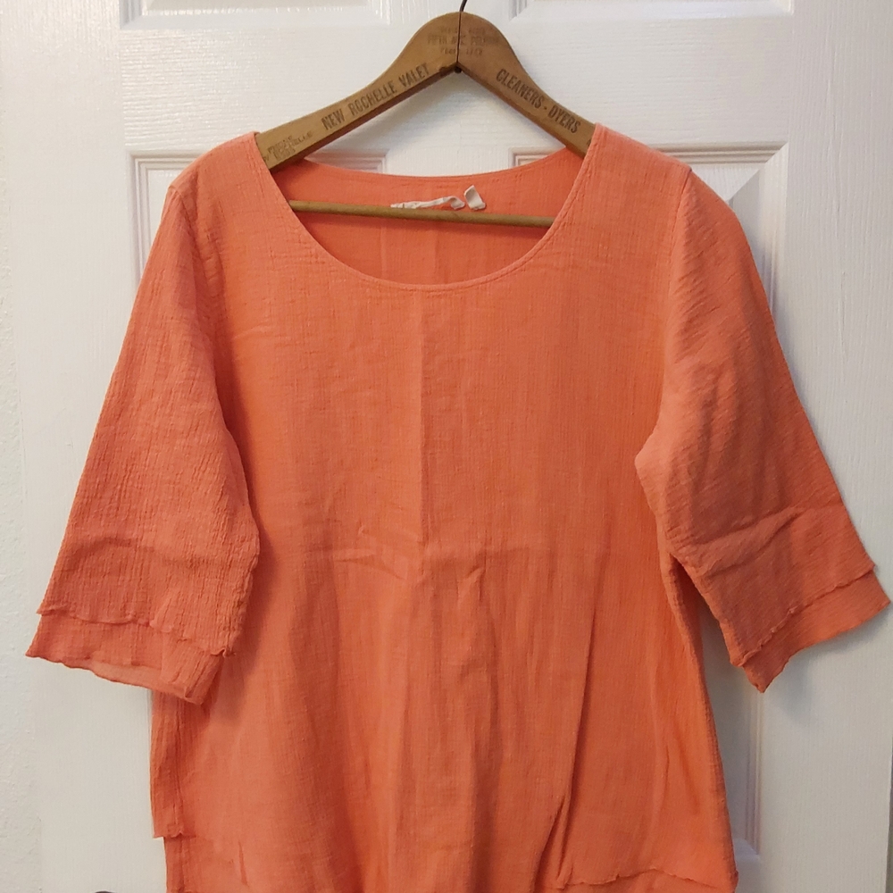 Women's Coral Top
